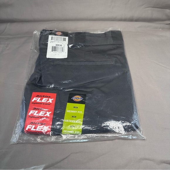 NWT MENS DICKIES SKINNY FIT WORK PANTS 30x30 CHARCOAL GREY NEW UNWORN UNOPENED - Picture 2 of 9